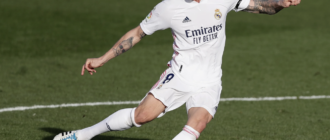 توني كروس يشكك في فرص برشلونة في الفوز بلقب الدوري الإسباني