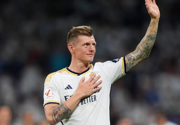 وقع ريال مدريد مع مدافع ليفربول ترينت ألكسندر أرنولد