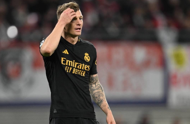 يريد فينيسيوس كسب 20 مليون دولار على الأقل سنويا في ريال مدريد