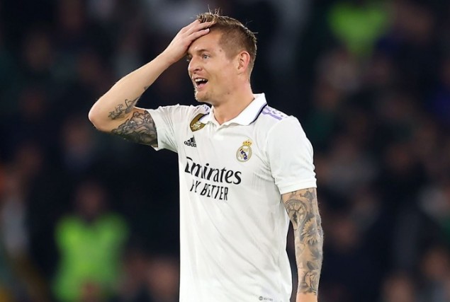 "إنه ممل للغاية."تحدث توني كروس عن الهزيمة الساحقة لريال مدريد ضد أرسنال في دوري أبطال أوروبا